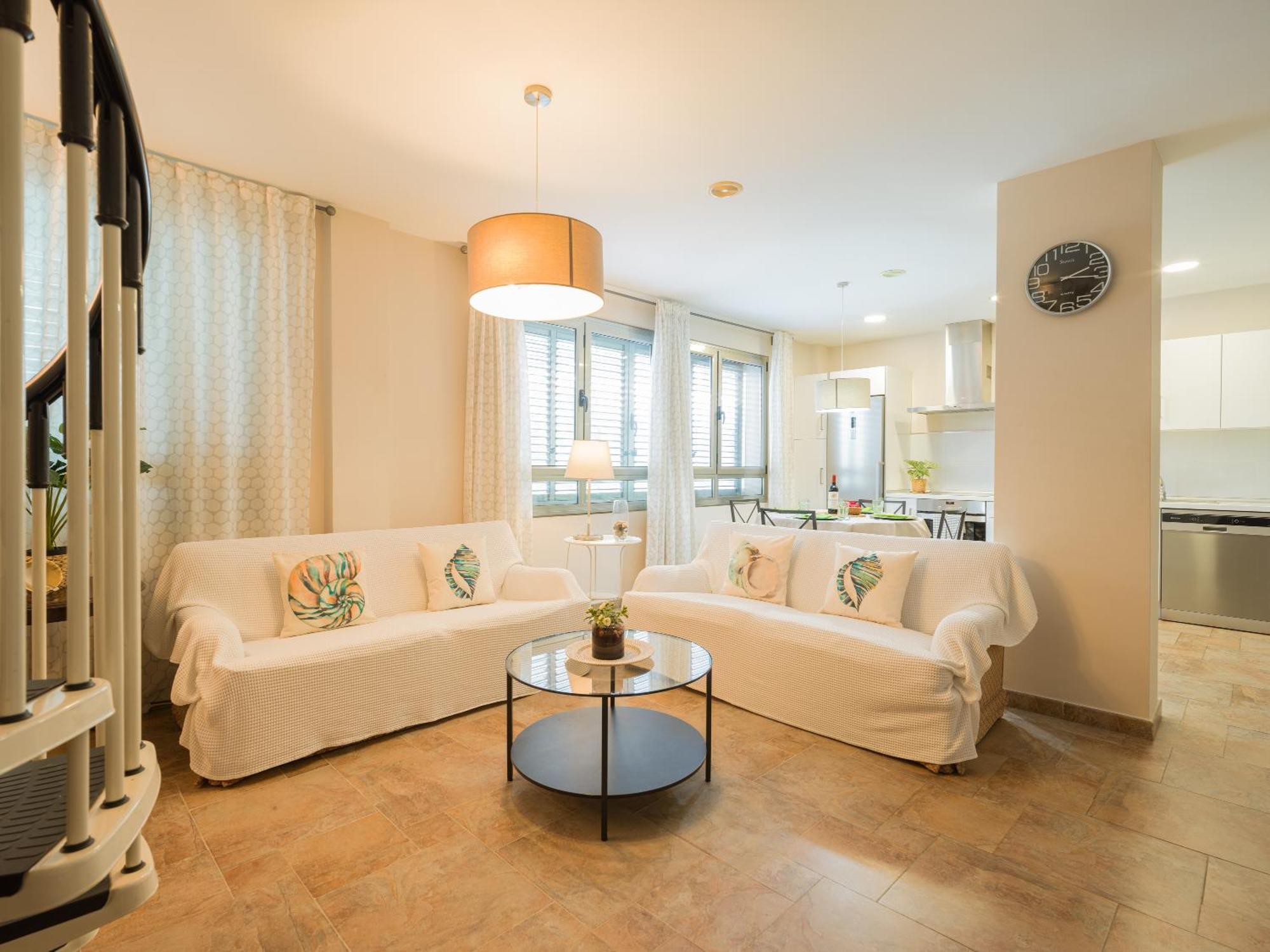 City Family Avatar Duplex Near The Beach Las Palmas de Gran Canaria Esterno foto
